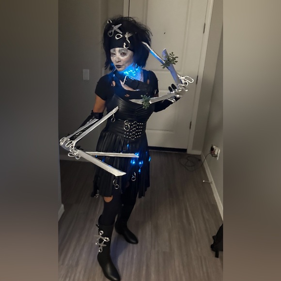 Edward Scissorhands costume - Picture 1 of 3